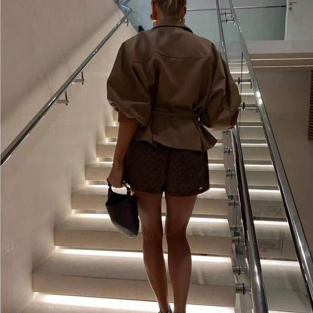 Tan brown belted tie wrap string belt oversized trench coat jacket - Picture 5 of 7